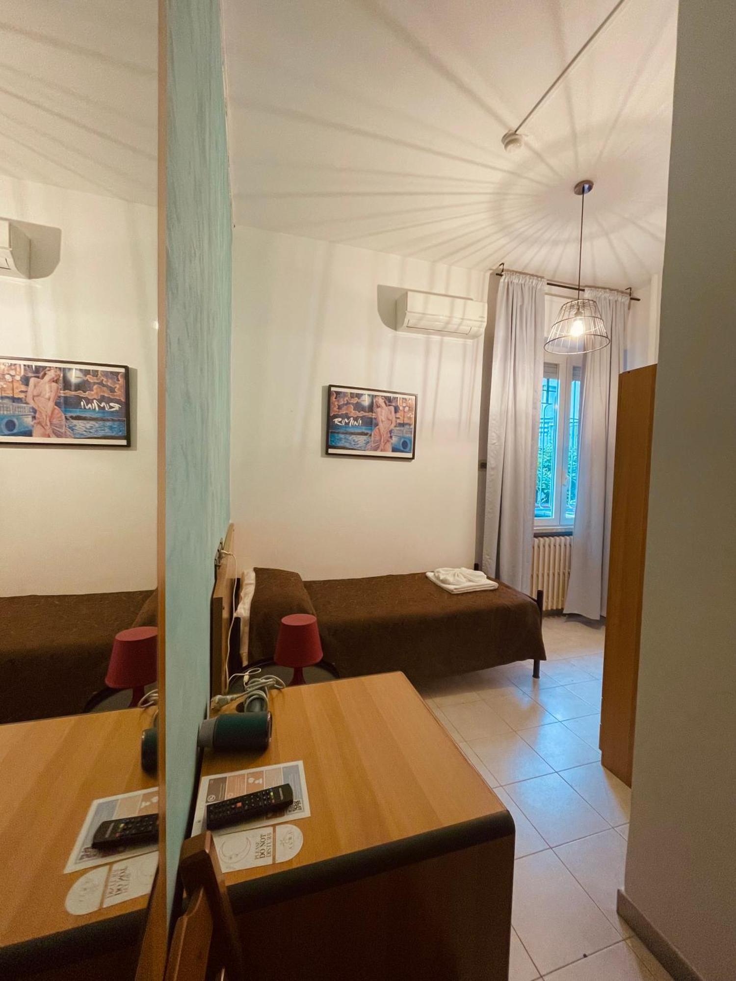 רימיני Hotel Reale מראה חיצוני תמונה
